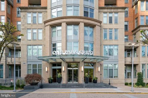 apt-315-8220 Crestwood Heights Dr, MCLEAN, VA, 22102-3124 | Card Image