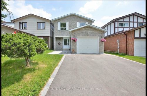 main-19 Fraser St, Thornhill, ON, L3T5H7 | Card Image