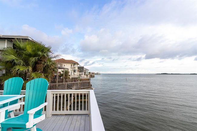 View facing SE | Image 36