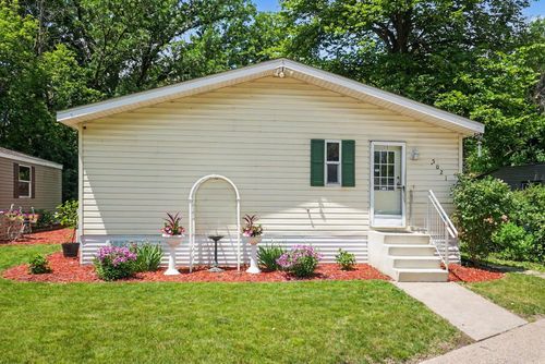 5021 Wellington Ave, Mounds View, MN, 55112-1532 | Card Image
