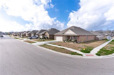 7569 Cherrybark Oak Drive, House other with 4 bedrooms, 2 bathrooms and null parking in Gonzales LA | Image 2