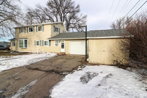 118 2nd Ave Ne, Mayville, ND, 58257-1212 | Card Image