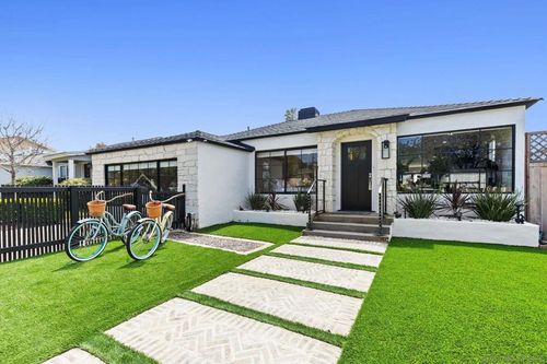 1235 Wilbur Ave, San Diego, CA, 92109-2020 | Card Image