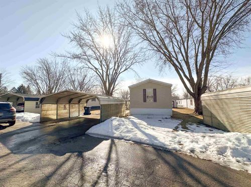 412 Gordon Lane, Onalaska, WI, 54650-0000 | Card Image