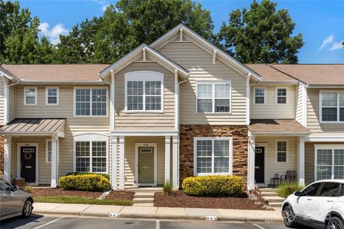 943 Copperstone Ln, Fort Mill, SC, 29708-6413 | Card Image