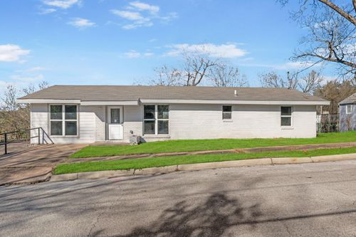 1614 13th St, Huntsville, TX, 77340-4342 | Card Image