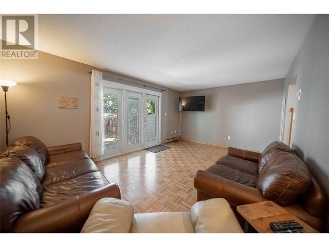33C Mount Trinity Ave, Townhouse with 3 bedrooms, 2 bathrooms and null parking in Fernie BC | Image 18