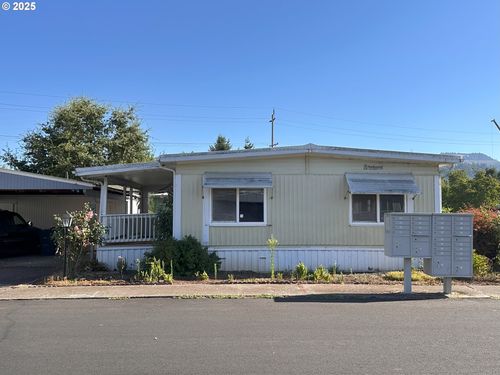 21-3530 E Game Farm Rd, Springfield, OR, 97477-1022 | Card Image