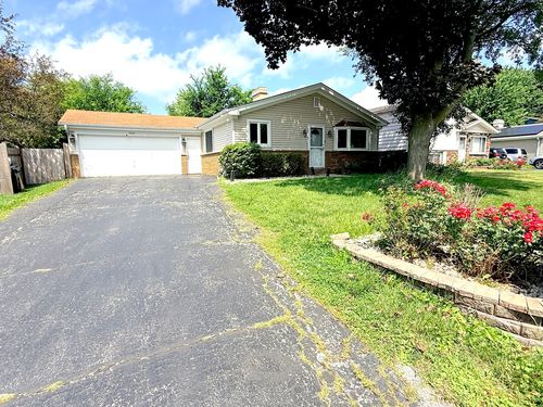 550 Walnut St, Mundelein, IL, 60060-2928 | Card Image
