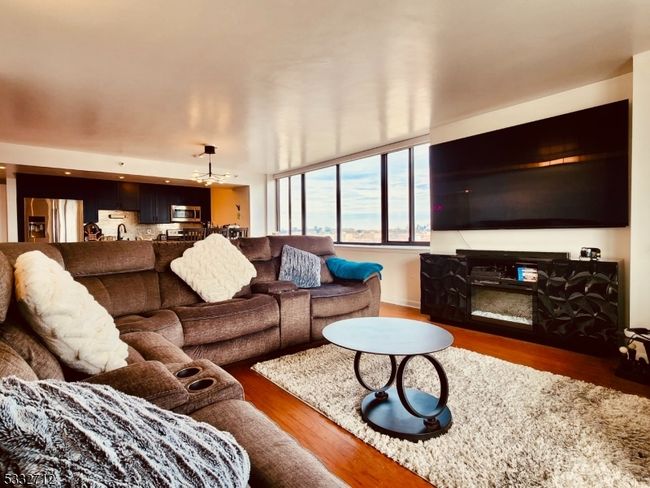 APT-12D - 551 Observer Hwy, House other with 2 bedrooms, 2 bathrooms and null parking in Hoboken NJ | Image 10