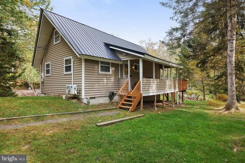 278 Trout Creek Dr, Pocono Lake, PA, 18347-8117 | Card Image