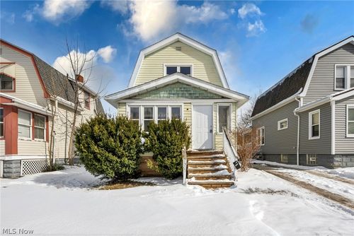 1505 E 172nd St, Cleveland, OH, 44110-2928 | Card Image