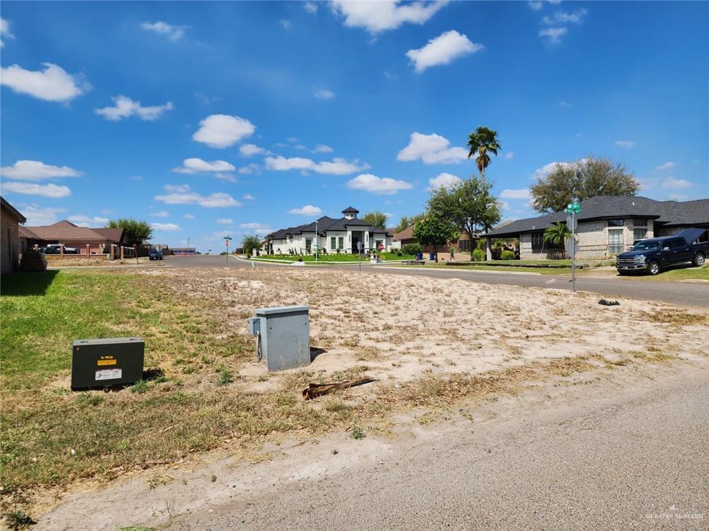 Land in La Joya 3