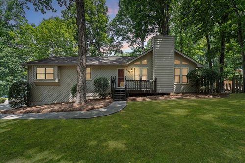 4748 Forest Valley Pl Ne, Marietta, GA, 30066-1464 | Card Image