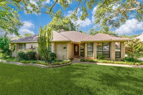 6629 Sawmill Rd, Dallas, TX, 75252-5813 | Card Image