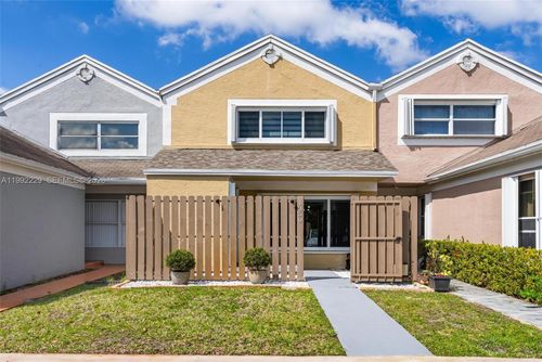 1-1350 Nw 123rd Ave, Pembroke Pines, FL, 33026 | Card Image