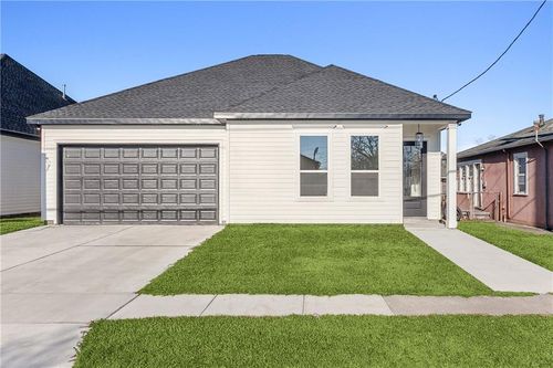 718 West Dr, Westwego, LA, 70094-4736 | Card Image