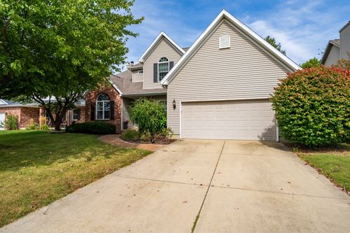 8 Cygnet Xing, Bloomington, IL, 61704-4800 | Card Image