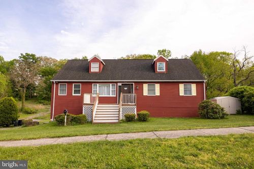 3737 Canterbury Rd, Harrisburg, PA, 17109-1212 | Card Image