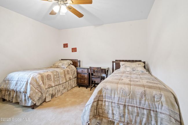 19 Tamarack Ln, House other with 4 bedrooms, 3 bathrooms and 6 parking in Schenectady NY | Image 40