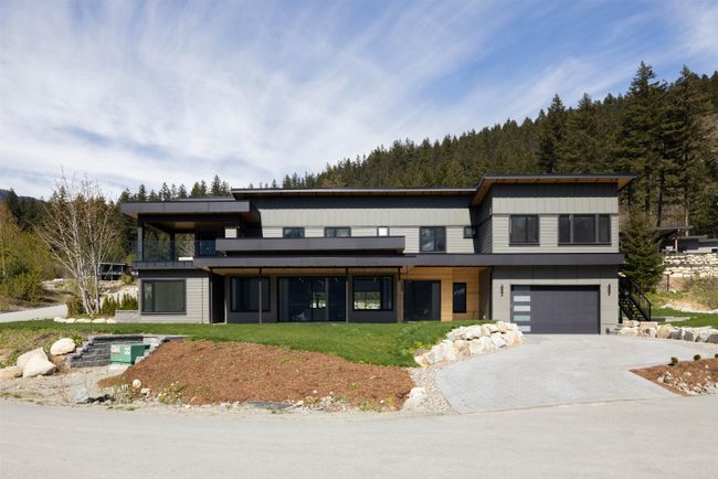 1608 Sisqa Peak Drive, House other with 5 bedrooms, 4 bathrooms and 4 parking in Pemberton BC | Image 40