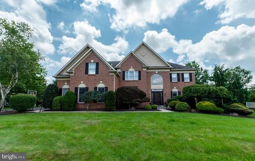 1230 Peterman Ln, Ambler, PA, 19002-1543 | Card Image