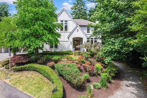 4935 163rd Place Se, Bellevue, WA, 98006 | Card Image