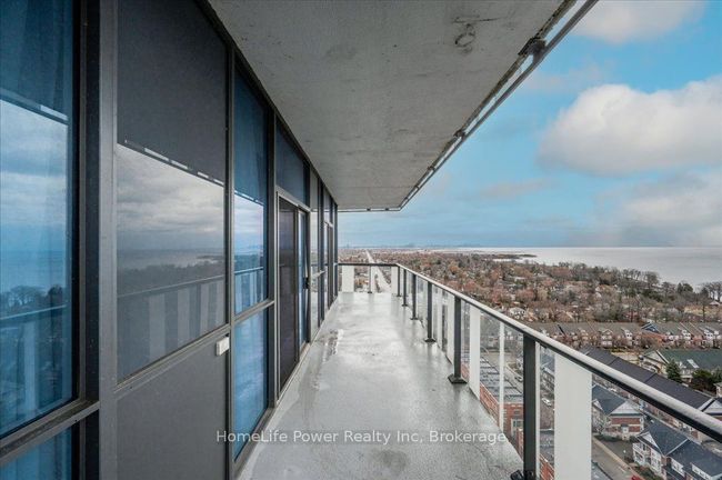 2102 - 1 Hurontario St, Condo with 2 bedrooms, 3 bathrooms and null parking in Mississauga ON | Image 35
