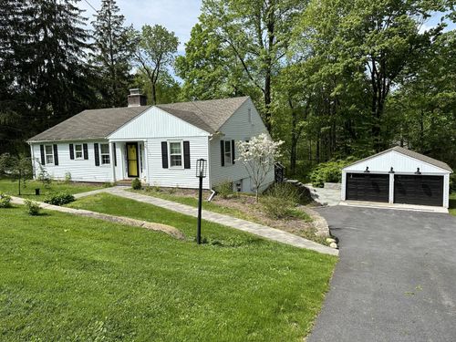 29 Milton Rd, Litchfield, CT, 06759-3303 | Card Image