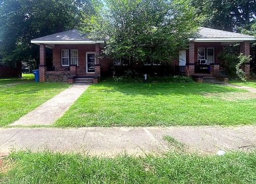 747 Holloway Ave, Greenwood, SC, 29646-4422 | Card Image