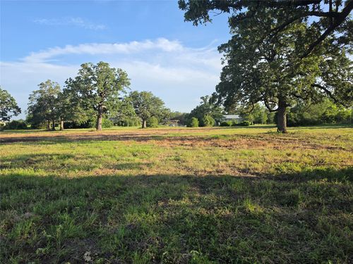 000 Brown Rd, Mc Dade, TX, 78650 | Card Image