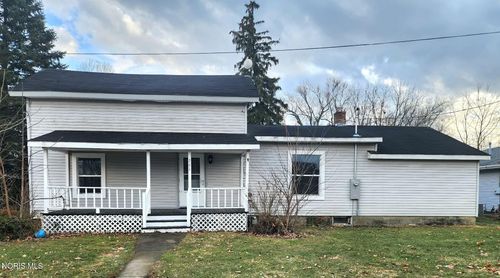 201 W Church St, Pioneer, OH, 43554 | Card Image