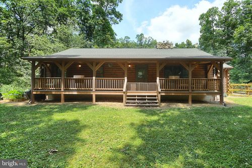 90 White Church Rd, YORK SPRINGS, PA, 17372-8867 | Card Image