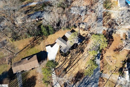 180 Lanewood Dr, Greenville, SC, 29607-5612 | Card Image