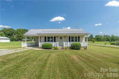 241 Joe Rd, Mocksville, NC, 27028-7250 | Card Image