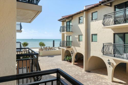 apt-13-1616 Atlantic Blvd, Key West, FL, 33040-5372 | Card Image