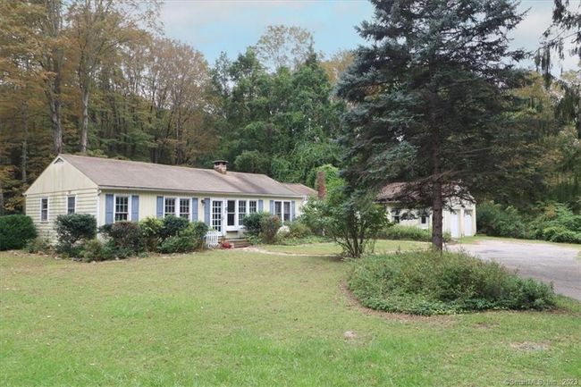 Front of home | Image 17