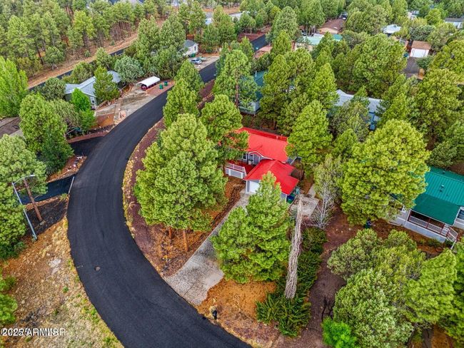 241 Timber Ridge Loop, House other with 3 bedrooms, 2 bathrooms and null parking in Show Low AZ | Image 6