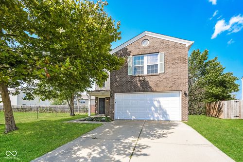 3053 Black Forest Ln, Indianapolis, IN, 46239-9298 | Card Image