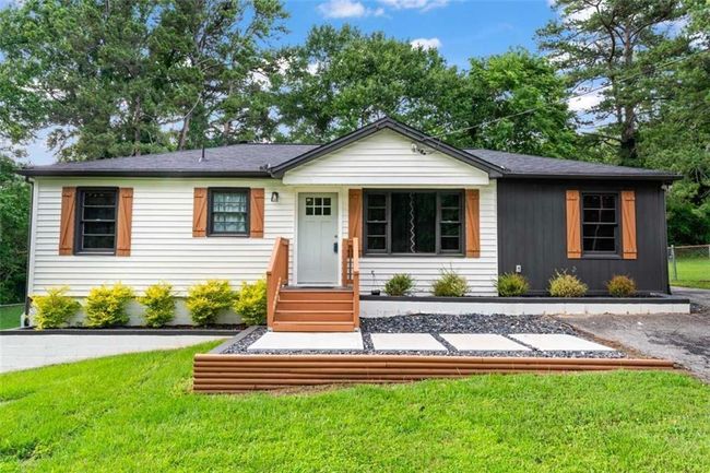 1326 Stella Cir Sw, House other with 3 bedrooms, 2 bathrooms and 3 parking in Smyrna GA | Image 5