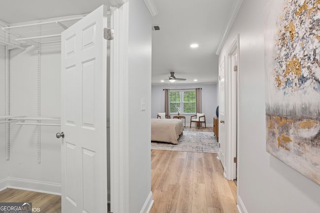 5273 Glenridge Dr, Townhouse with 3 bedrooms, 4 bathrooms and 2 parking in Sandy Springs GA | Image 32