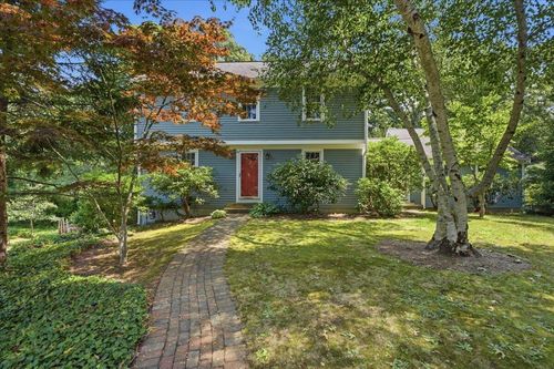 98 Bray Farm Rd S, Yarmouth Port, MA, 02675-1507 | Card Image
