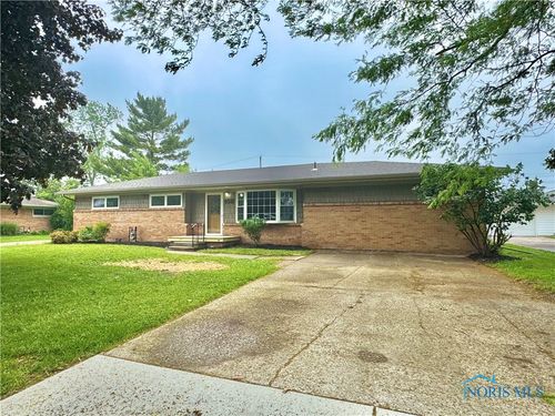 4037 Wise St, Northwood, OH, 43619-1747 | Card Image