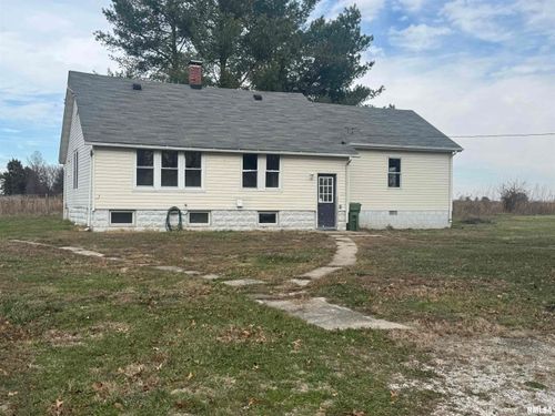 23392 N Il Highway 37, Dix, IL, 62830-2119 | Card Image