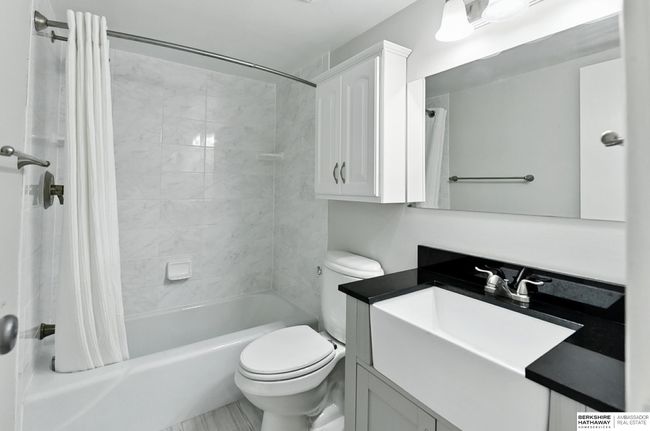 APT-124C - 12727 W Dodge Rd, Condo with 2 bedrooms, 2 bathrooms and 1 parking in Omaha NE | Image 14