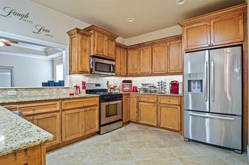 117 Chardonnay Ln, Norman, OK, 73071-5083 | Card Image