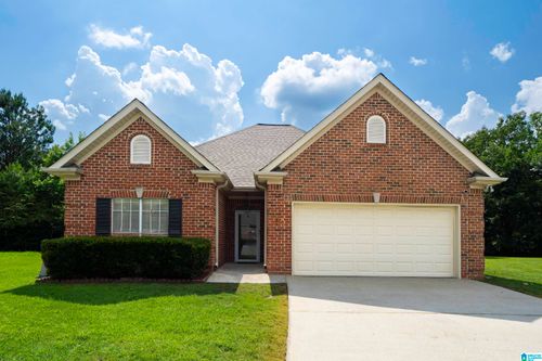 562 Summit Cir, FULTONDALE, AL, 35068-6010 | Card Image