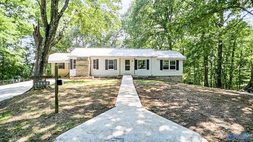 10690 Country Corner Rd, Athens, AL, 35614-4448 | Card Image