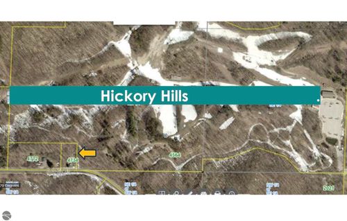 4734 Barney Rd, Traverse City, MI, 49684-8315 | Card Image