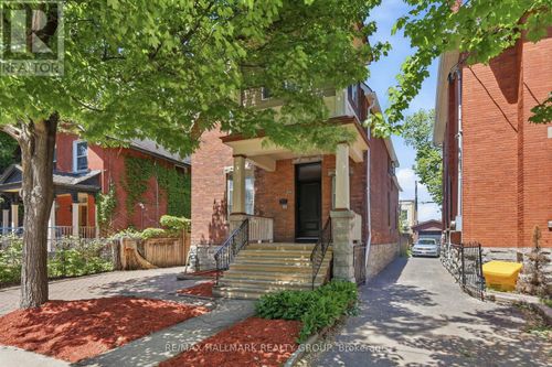 419 Besserer St, Ottawa, ON, K1N6B9 | Card Image